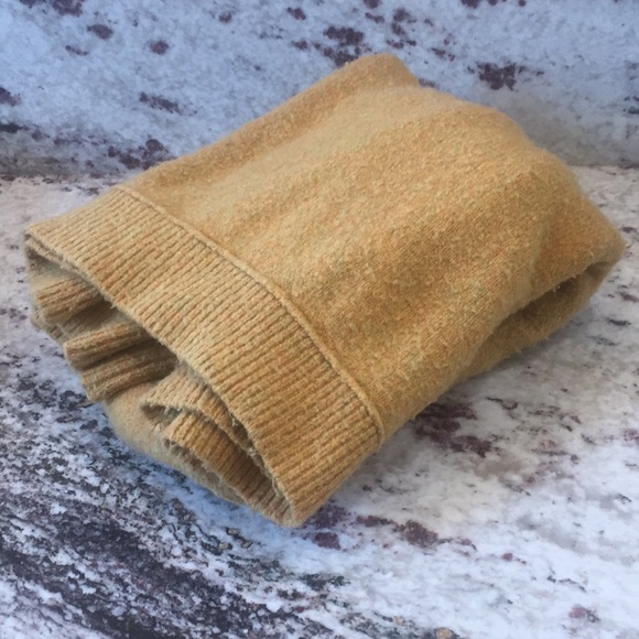 FREE PEOPLE | Popcorn soft cowl balloon sleeves M - Picture 14 of 14